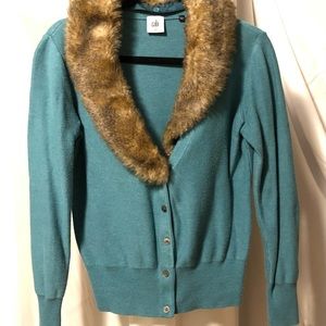 Vintage Cabi cardigan with removable faux fur collar. Size medium.